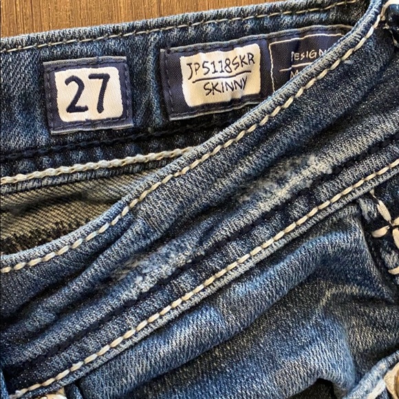 Miss Me Jeans - Picture 2 of 3